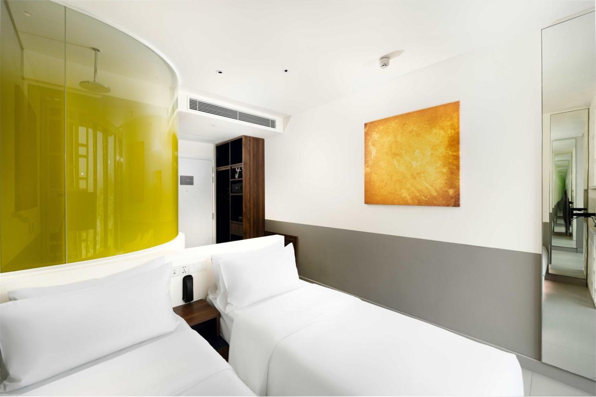 Wink Icon Hotel Danang Riverside - Luxury Suites - 24Hrs Stay & Rooftop Pool Bar Dış mekan fotoğraf
